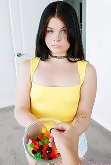 Eighteen 18+ girlfriend preview photo
